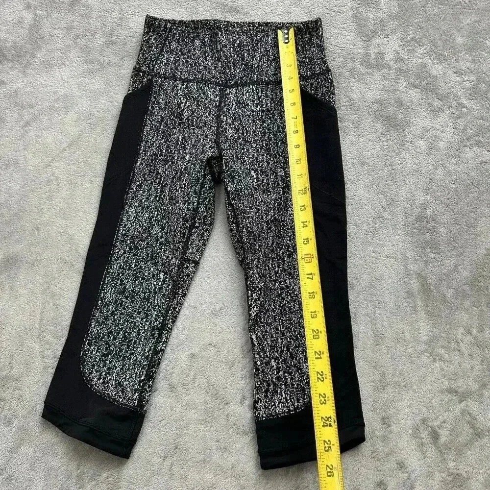 Lululemon Leggings Womens 2 Fit Physique Crop Luon Suited Jacquard Black White